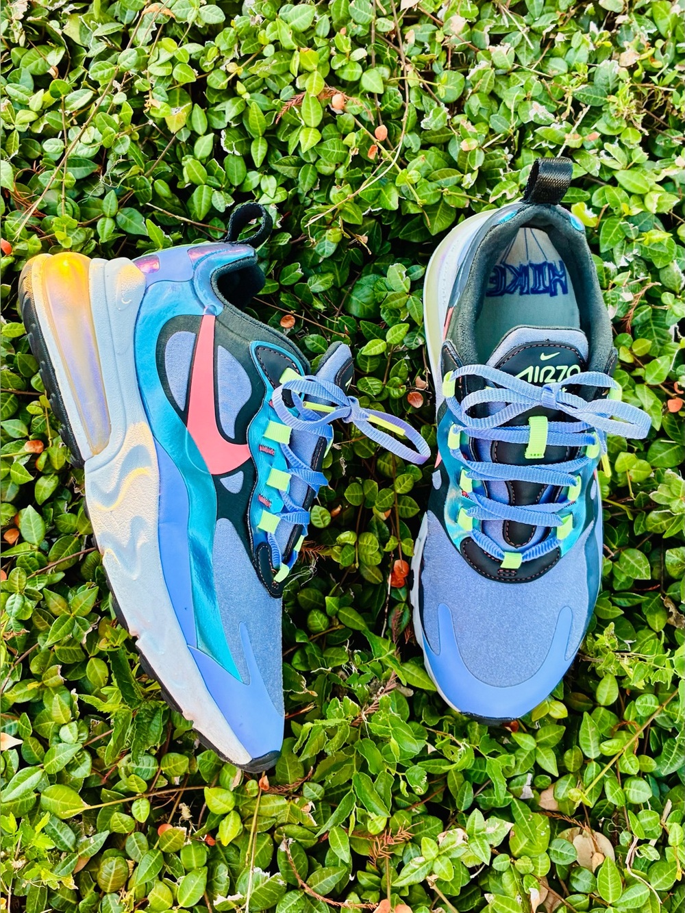 Nike Air Max 270 React Dark Smoke Grey Sunblush Women's Sz 8